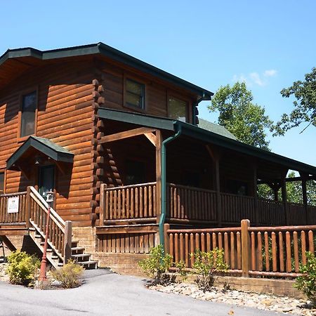 Windsong Villa Гетлинбург Екстериор снимка